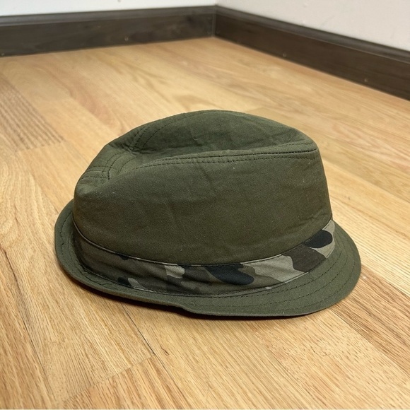 Children’s Place Camouflage Fedora Hat 12-24 mos Green Kids Baby - Picture 4 of 6